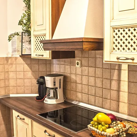 Appartement Theatre *