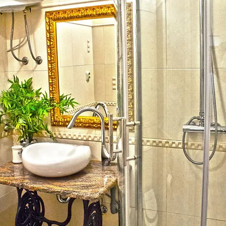 Appartement Theatre *